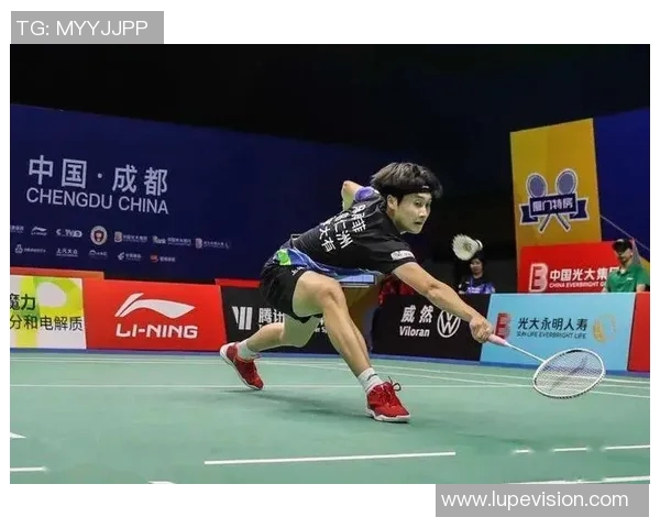 上海羽毛球队在锦标赛积分榜上以62分稳居第一名展现强劲实力 上海羽毛球队在锦标赛积分榜上以62分稳居第一名展现强劲实力