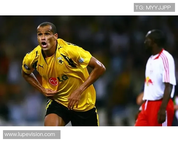 从街头小子到绿茵场上的传奇足球明星的奋斗历程与心路历程 从街头小子到绿茵场上的传奇足球明星的奋斗历程与心路历程