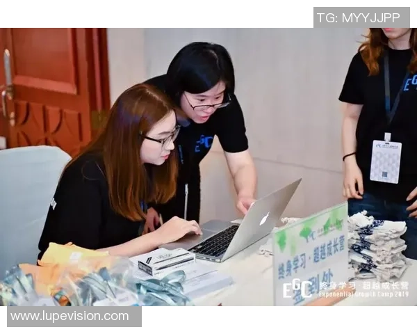 武汉篮球队在洲际杯中的蜕变与新篇章探索之旅 武汉篮球队在洲际杯中的蜕变与新篇章探索之旅