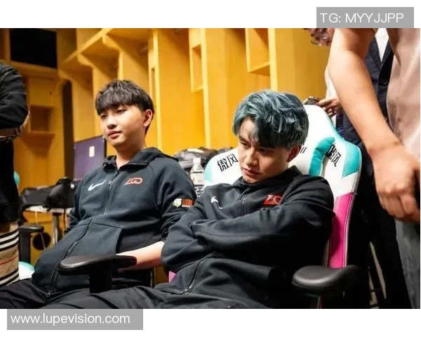 深圳篮球队的崛起之路精英赛背后的奋斗与荣耀故事 深圳篮球队的崛起之路精英赛背后的奋斗与荣耀故事