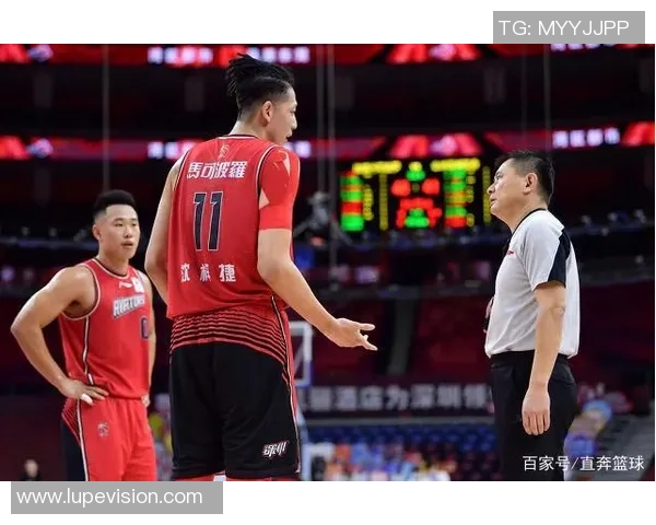 足球明星妻子与司机私情曝光引发舆论风波震惊体育圈 足球明星妻子与司机私情曝光引发舆论风波震惊体育圈