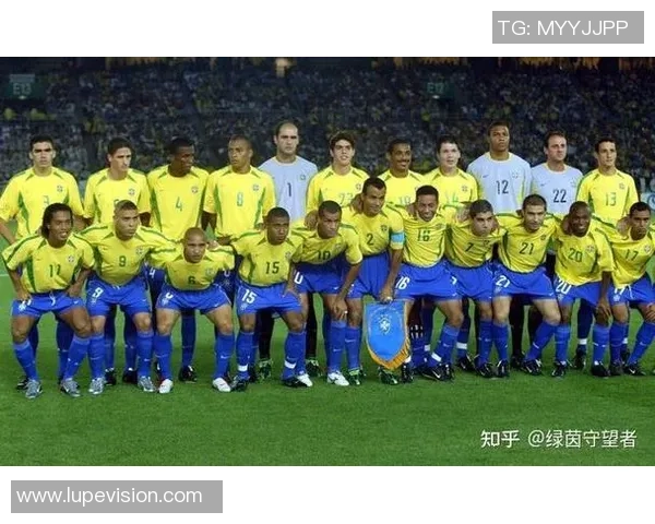 足球明星效力的俱乐部揭秘及其对职业生涯的影响分析 足球明星效力的俱乐部揭秘及其对职业生涯的影响分析