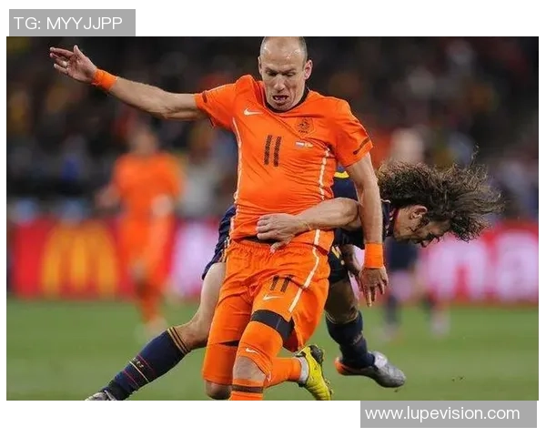 足球明星退役时间的演变与影响分析探讨 足球明星退役时间的演变与影响分析探讨