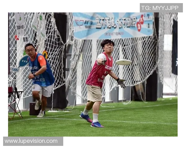 攀岩联赛特别报道:广州飞盘队的成长故事 攀岩联赛特别报道:广州飞盘队的成长故事