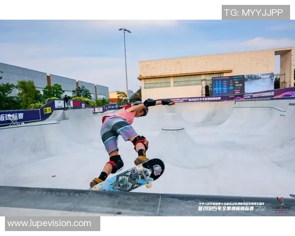 世界滑板锦标赛特别报道：杭州滑板队的成长故事