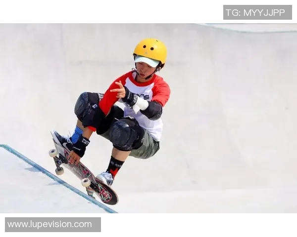 极限运动联赛特别报道：成都滑板队的成长故事